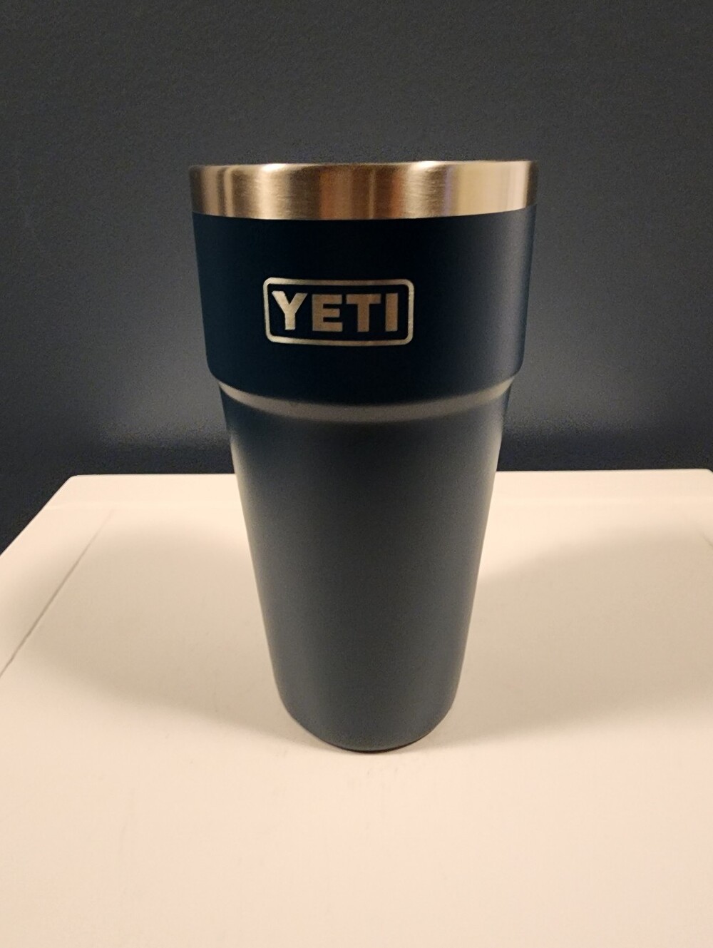 Yeti Navy and Stainless Steel Travel Tumbler 26 Oz